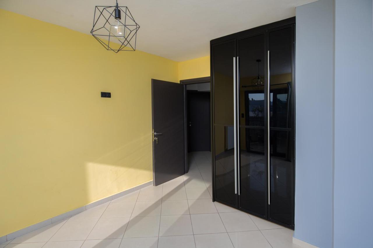 Spacious Modern Apartments With Great Rooftop View Athen Eksteriør bilde